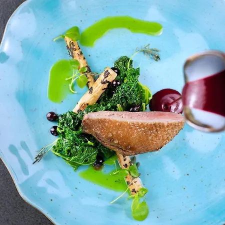 Отель Ibb Grand 4*