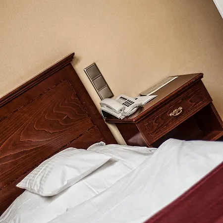 Hotel Ibb Grand 4*