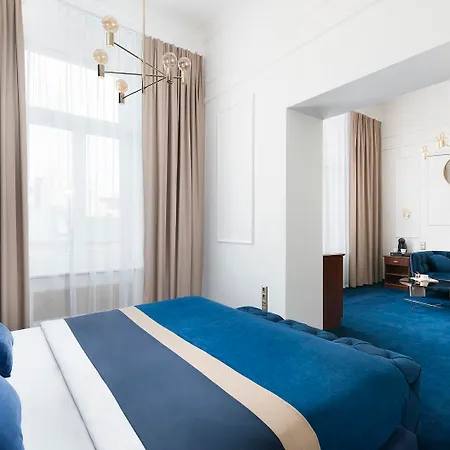 Hotel Ibb Grand