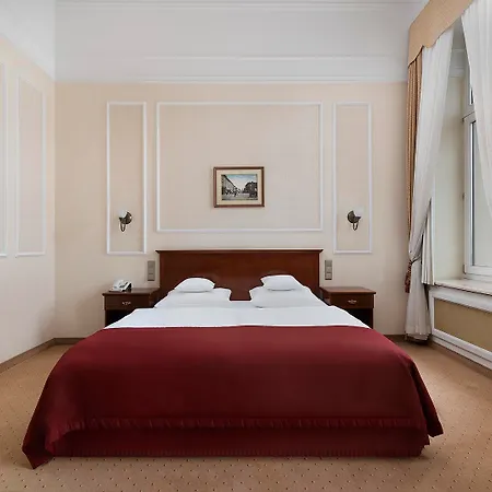Hotel Ibb Grand 4*