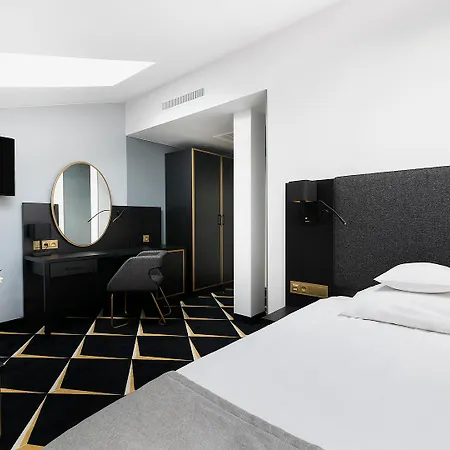 Ibb Grand Hotel 4*