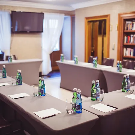 Отель Ibb Grand 4*