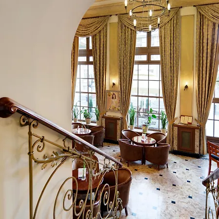 Ibb Grand Hotel