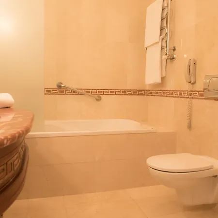 Ibb Grand Hotel