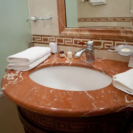 Ibb Grand 4*