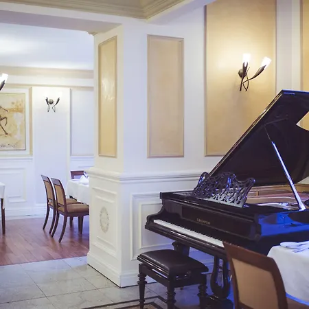 Отель Ibb Grand 4*