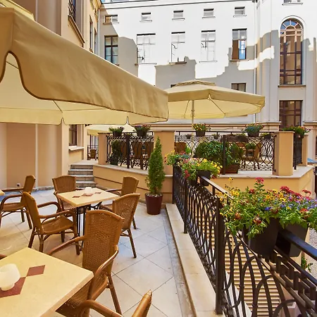 Ibb Grand Hotel