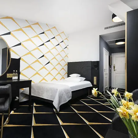 Hotel Ibb Grand