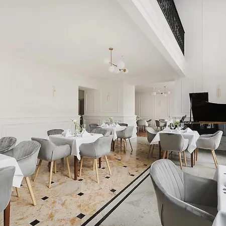 Hotel Ibb Grand 4*